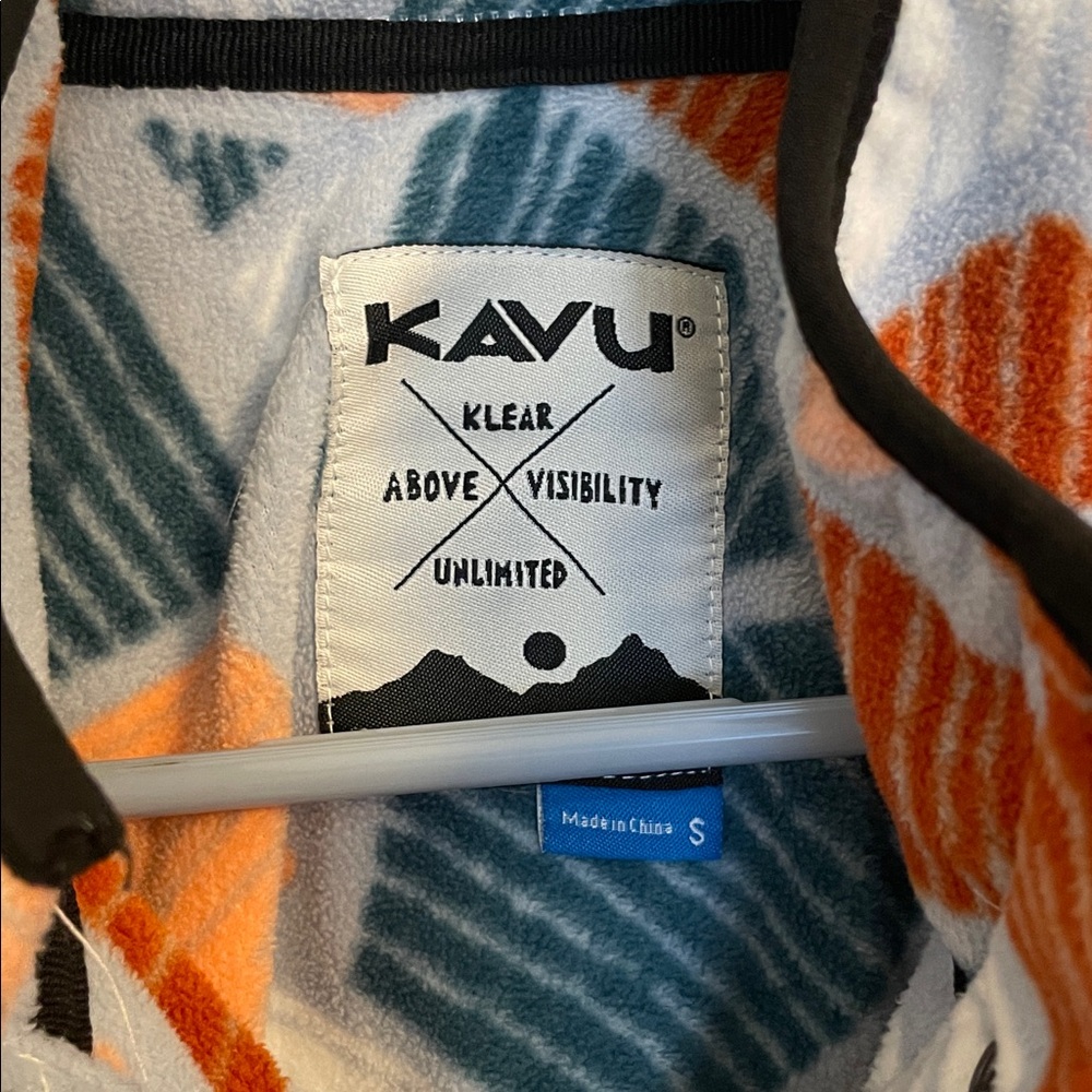Kavu Geometric Fleece Pullover in Light Blue, Teal & Rust - Picture 3 of 5